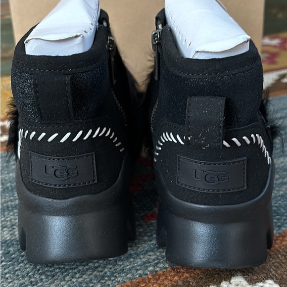 FIRM! UGG Fluff Punk UGG Pure & Lamb Fur Suede Ankle Boots Black sz 5 - Picture 4 of 10